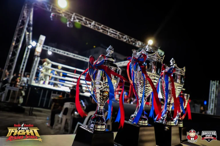 ภาพบรรยากาศไฮไลท์งานศึกเฟ้นช้างเผือก The Fight Rising Stars บางแสน ภาพที่ 8