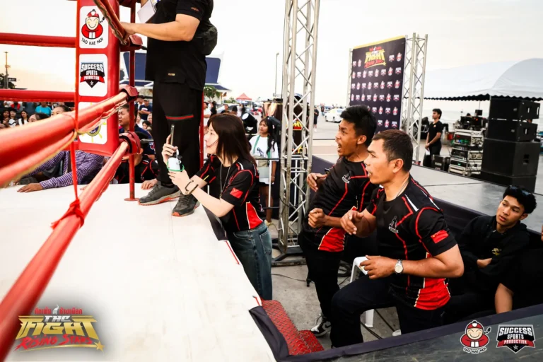 ภาพบรรยากาศไฮไลท์งานศึกเฟ้นช้างเผือก The Fight Rising Stars บางแสน ภาพที่ 10