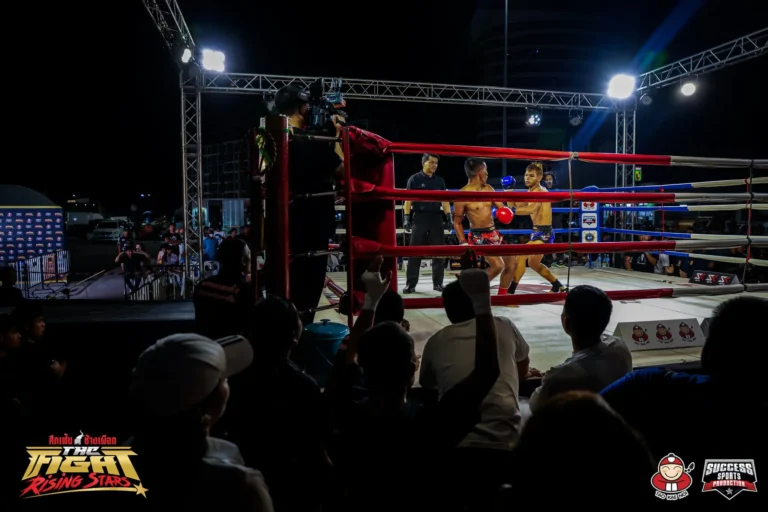 ภาพบรรยากาศไฮไลท์งานศึกเฟ้นช้างเผือก The Fight Rising Stars บางแสน ภาพที่ 18